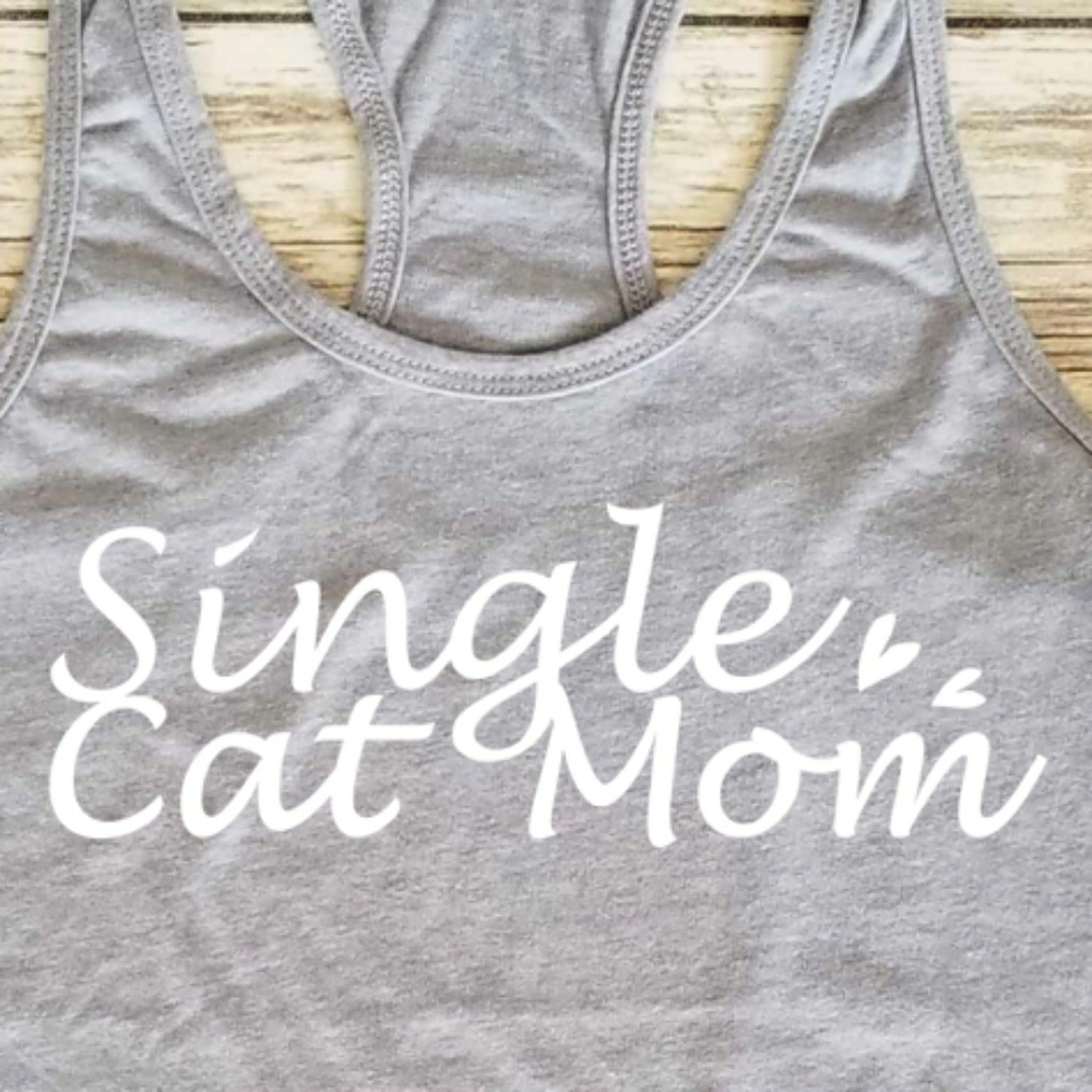 Single cat mom comfortable tank top / gym shirt